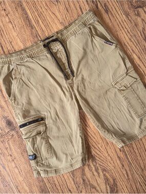 Y2K Vintage Akademiks Cargo Shorts Size XL Tan Street Indie Grunge Skater Punk